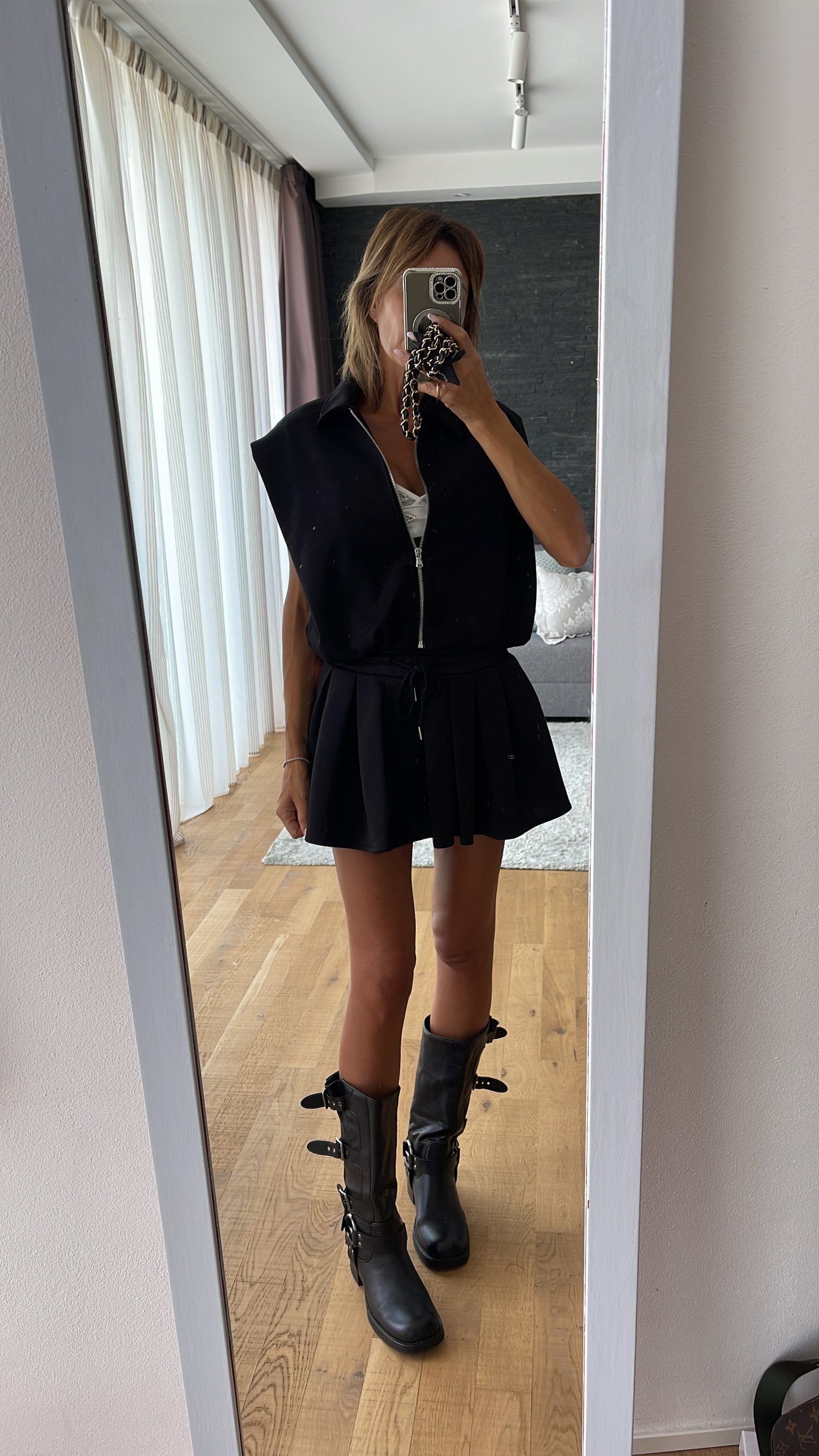 Gilet zip con gonna