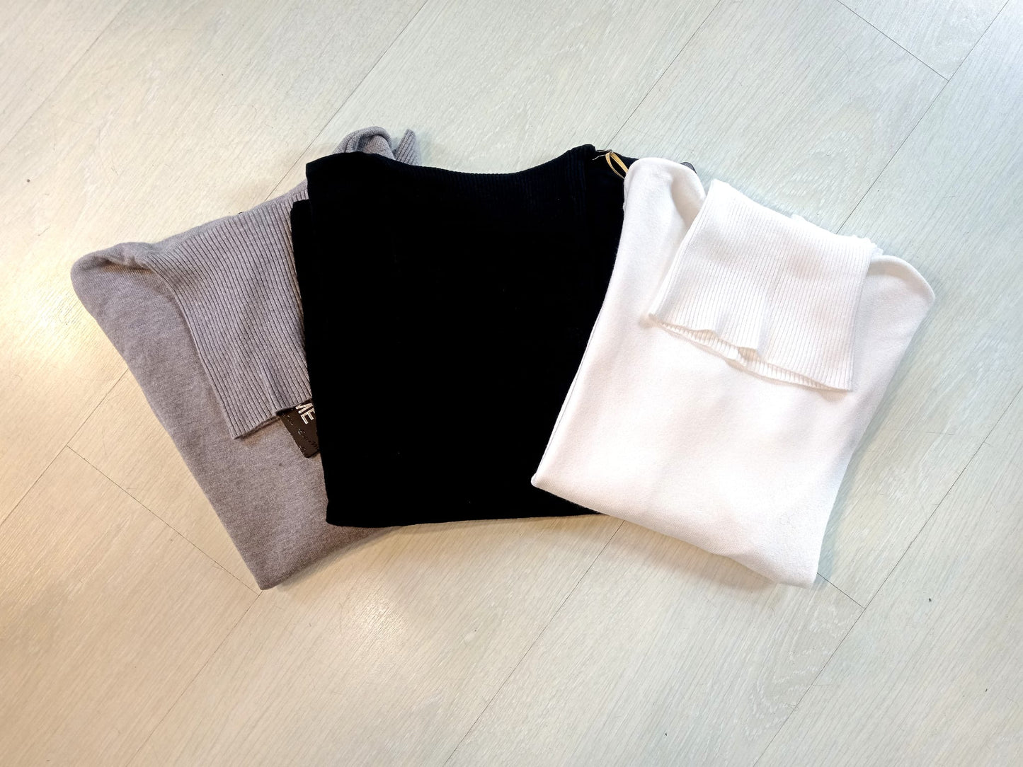 Viscose turtleneck