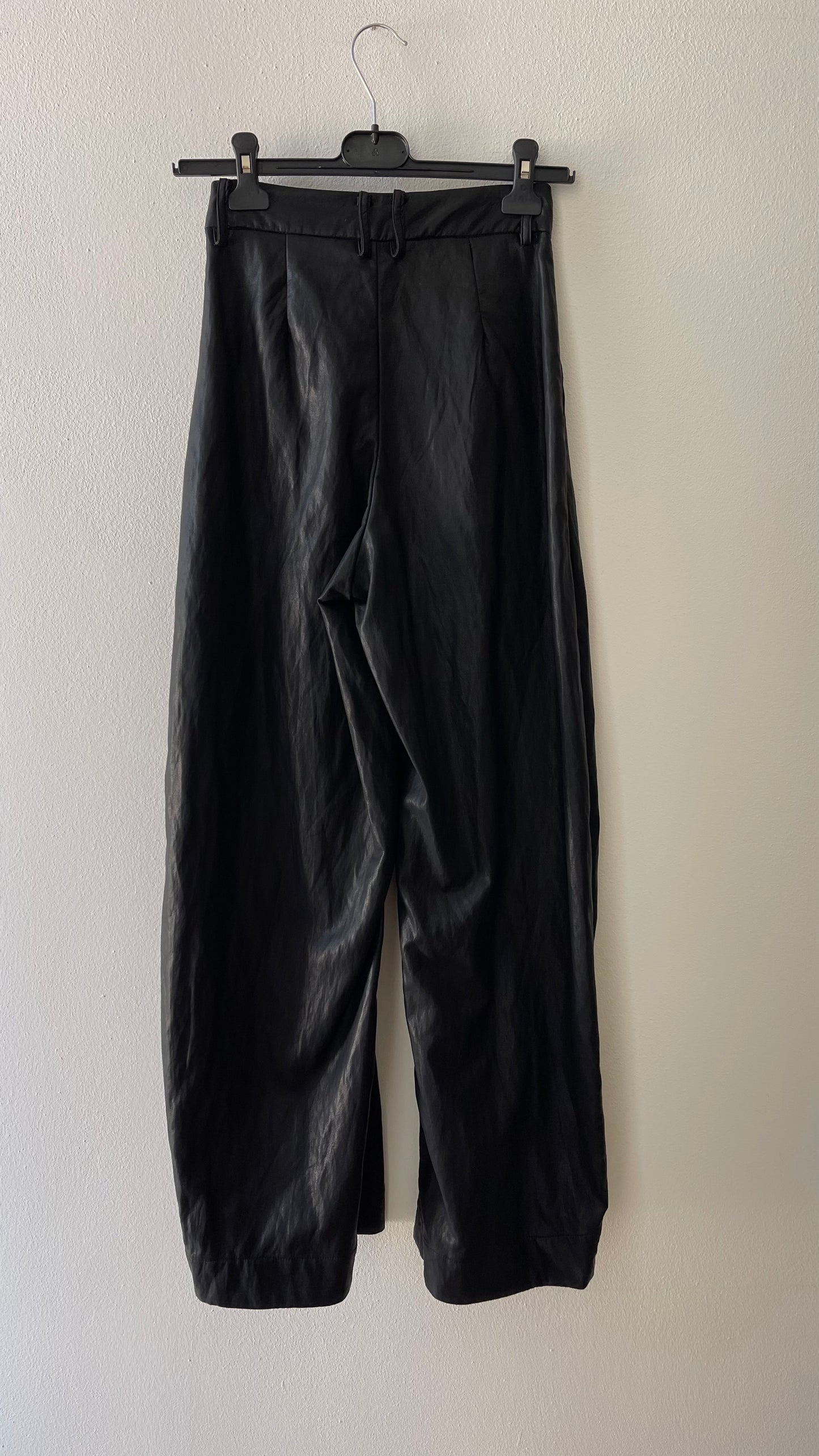 Pantalone balloon ecopelle Eleh