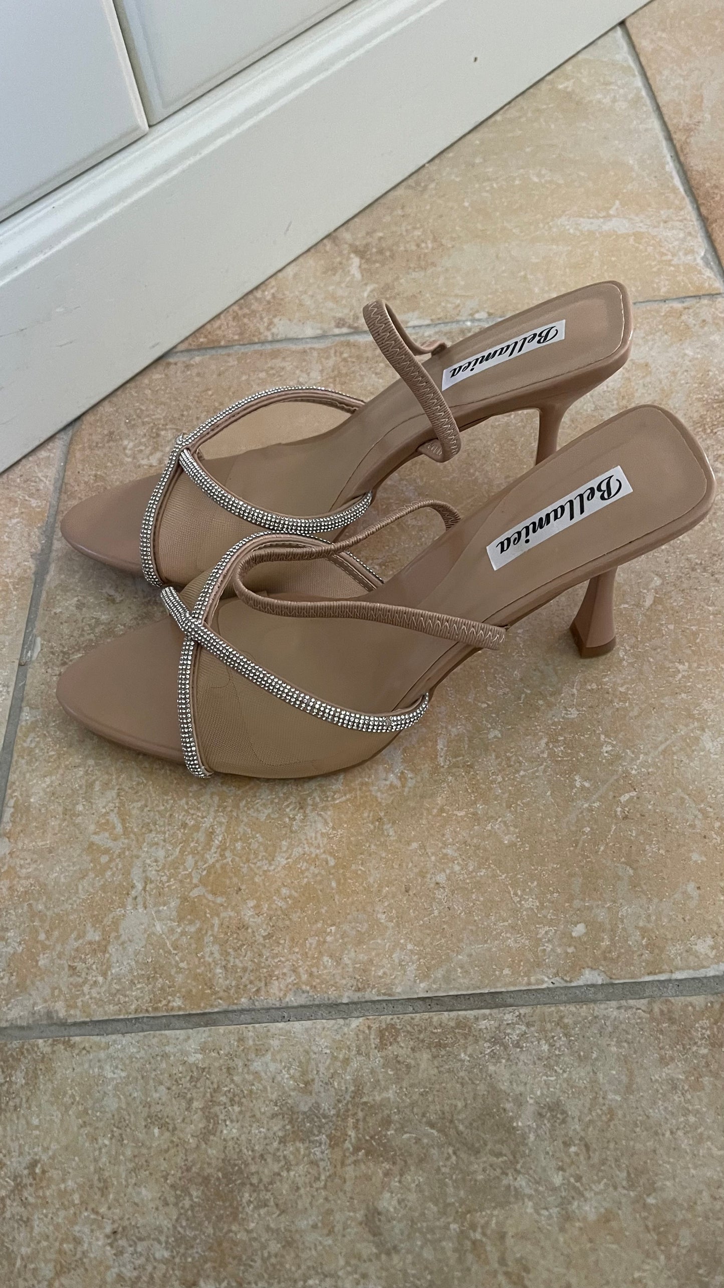 Sandalo nude swar