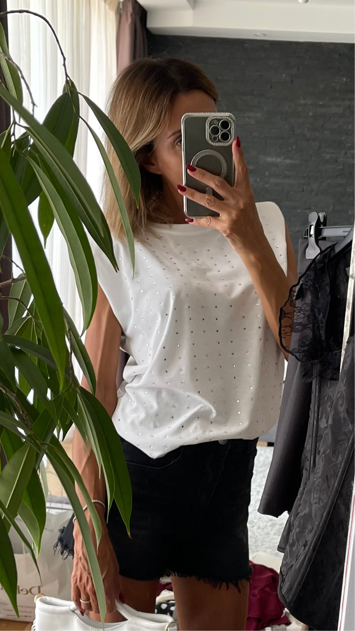 T-shirt spalline borchie