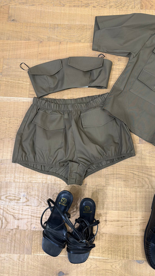 Short e top military
