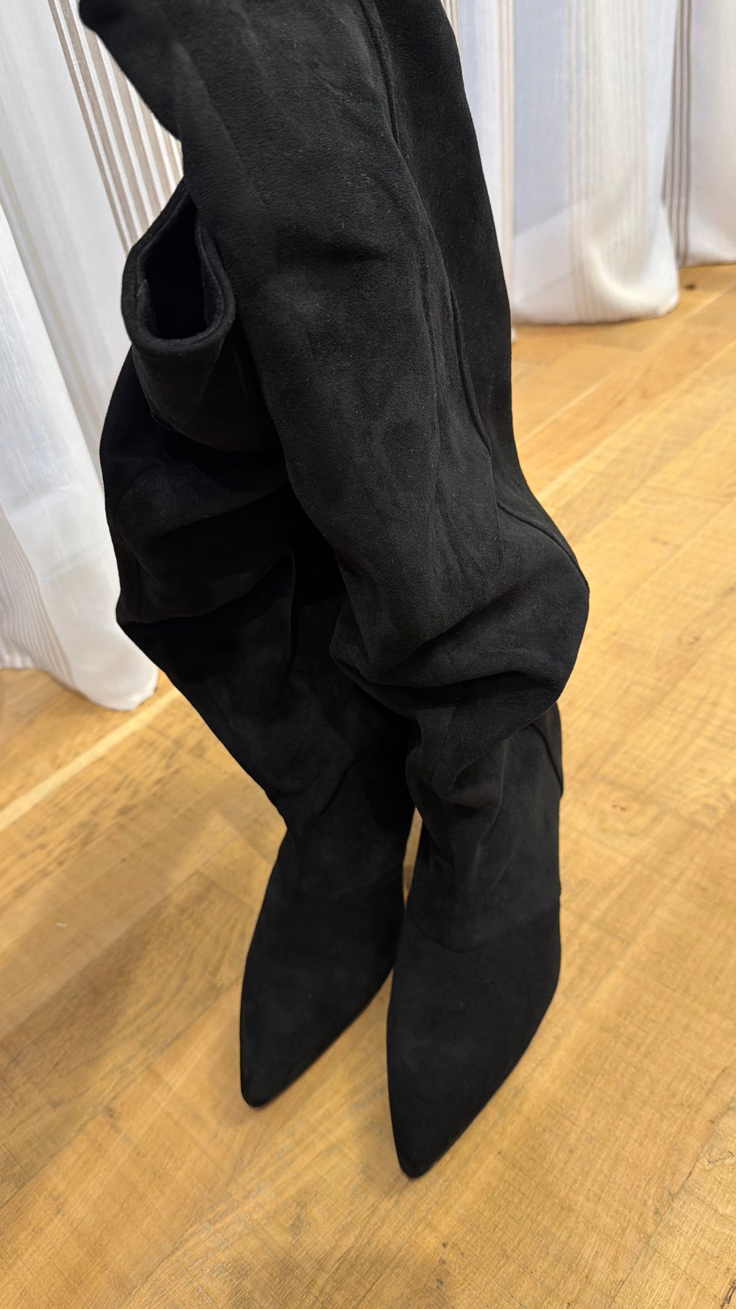 Stivale nero tacco 6cm