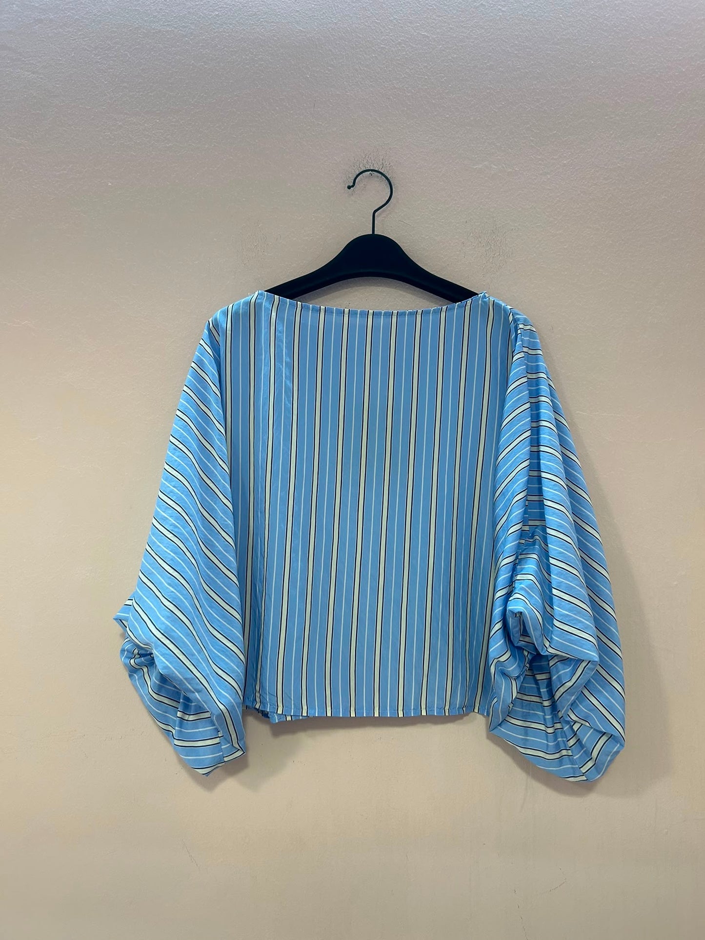 Camicia scollo barchetta