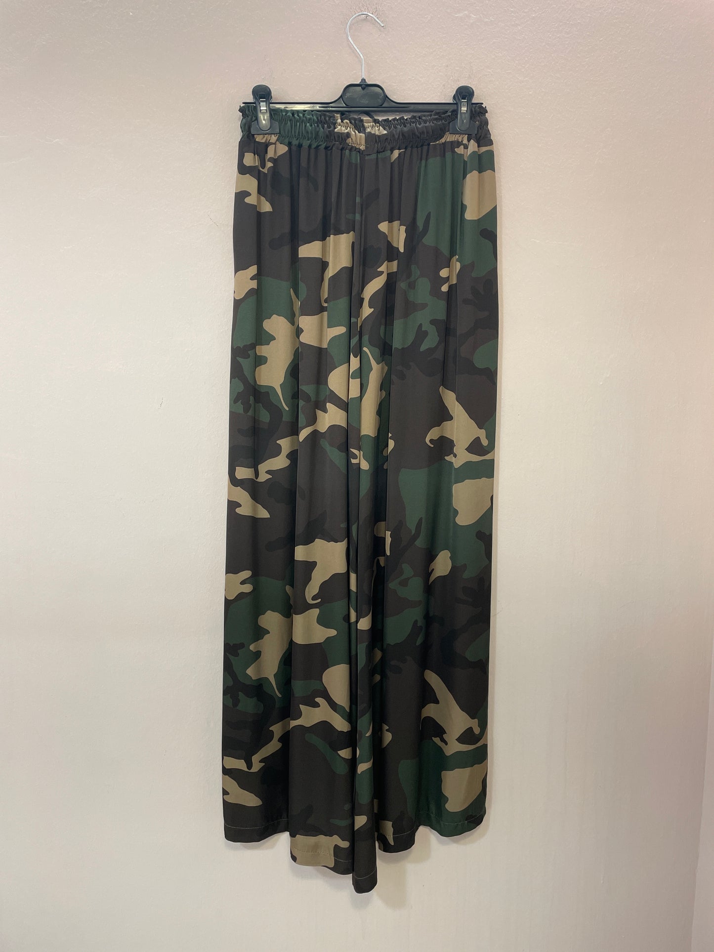 Pantalone palazzo camouflage