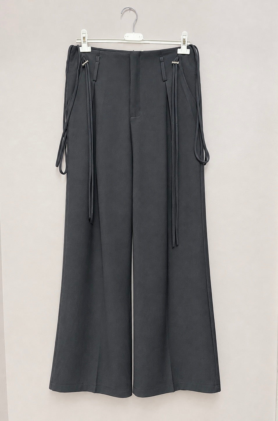 Pantalone grigio Bretellina