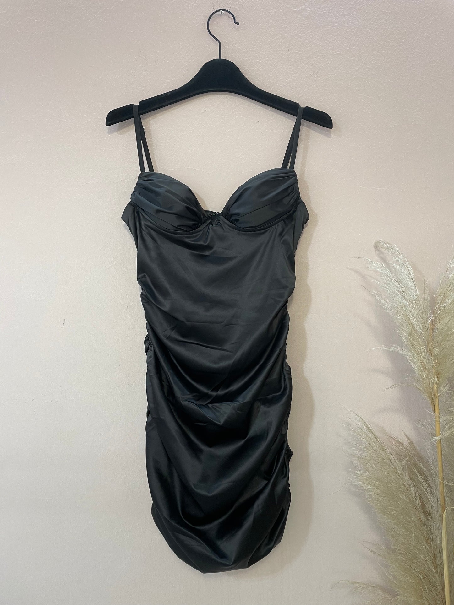 Abito satin goffrato