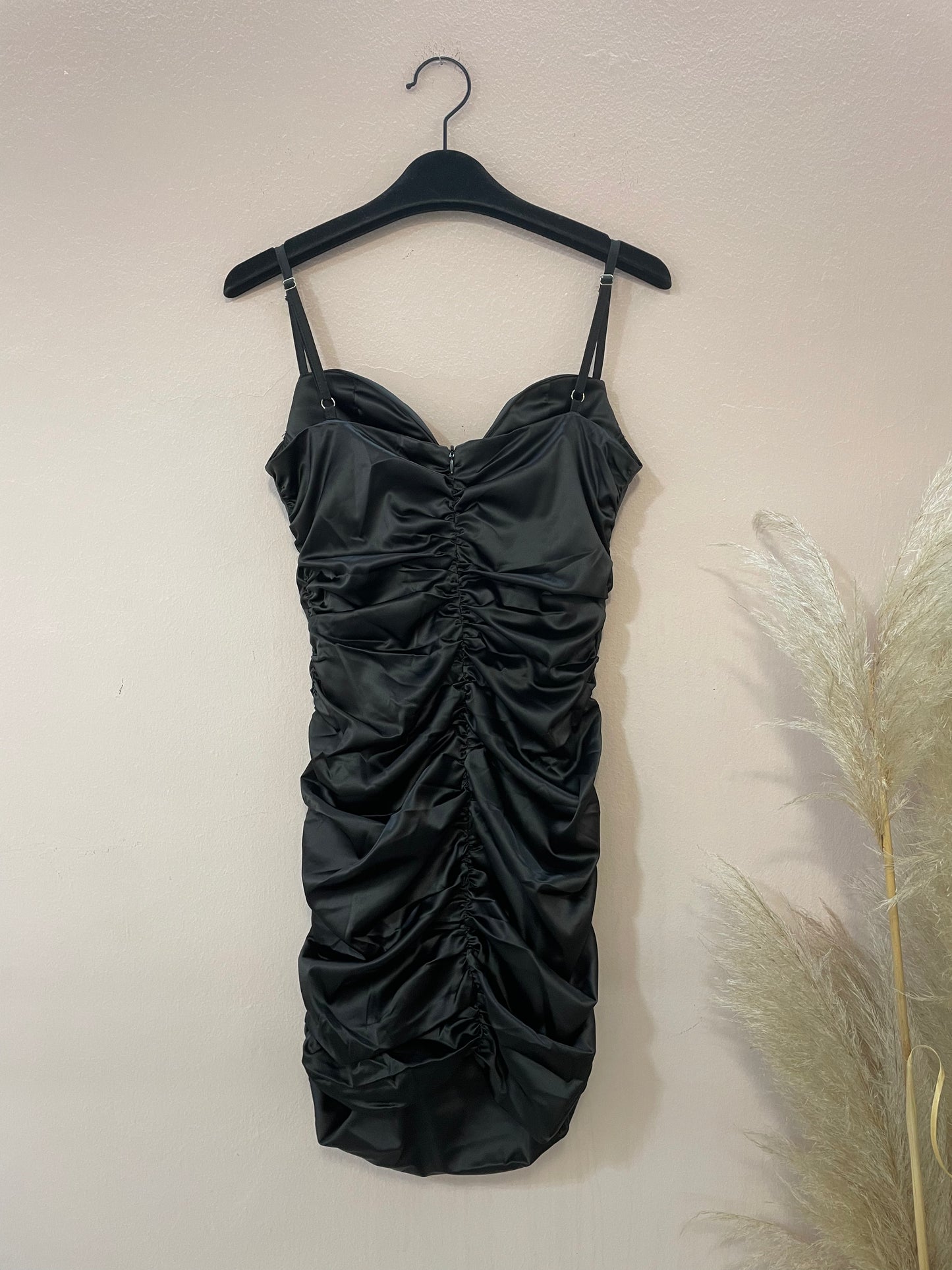 Abito satin goffrato