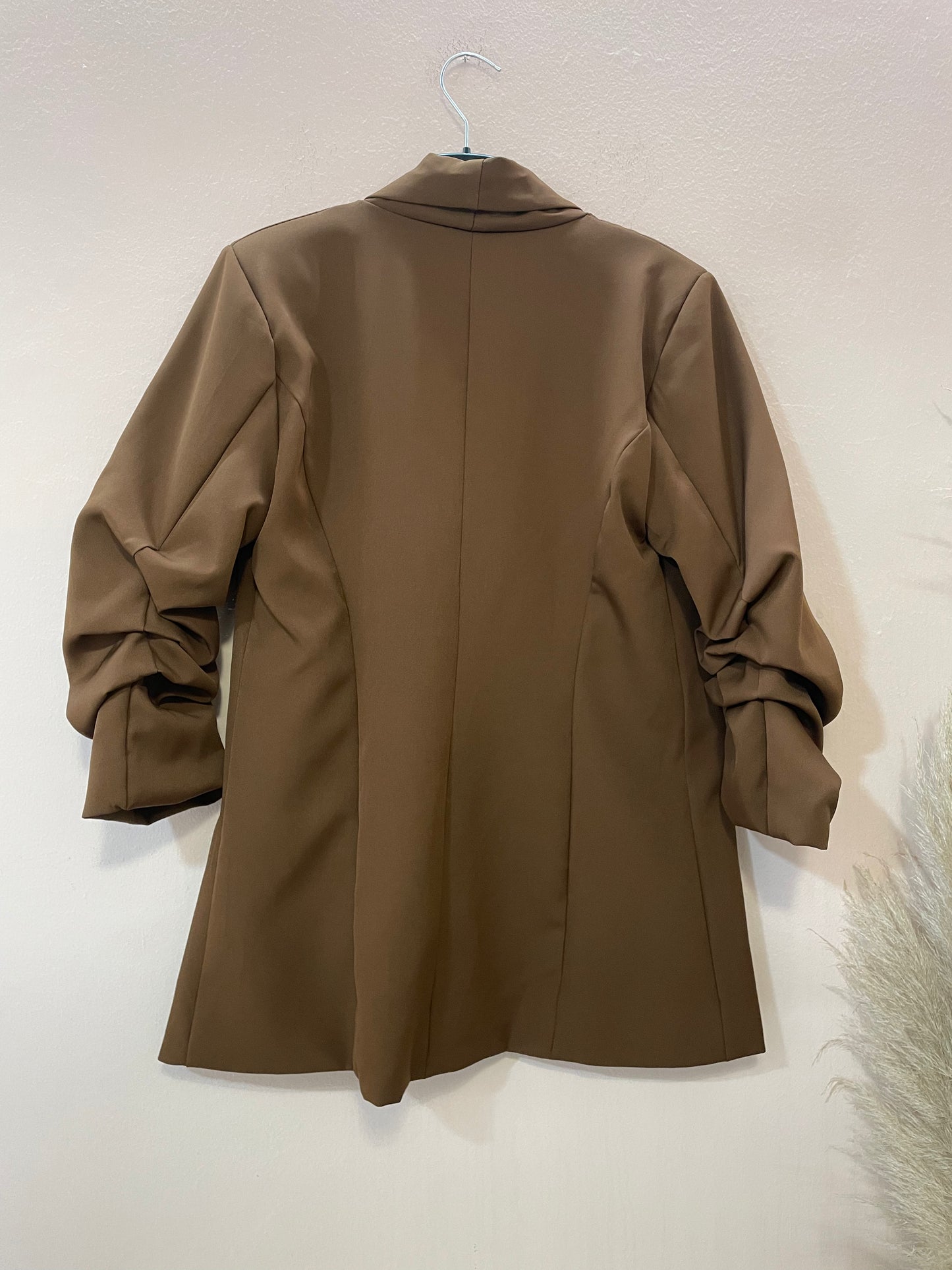 Blazer manica arricciata