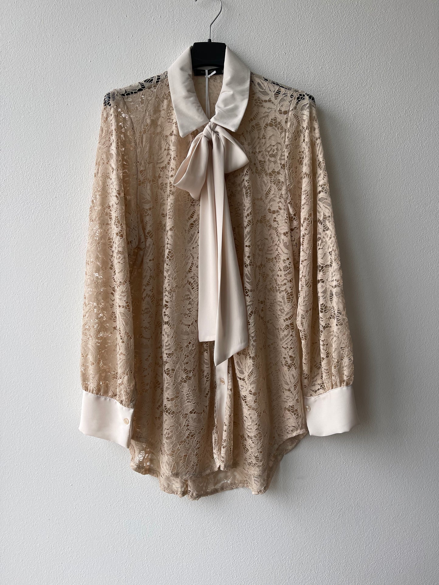 Beige lace shirt