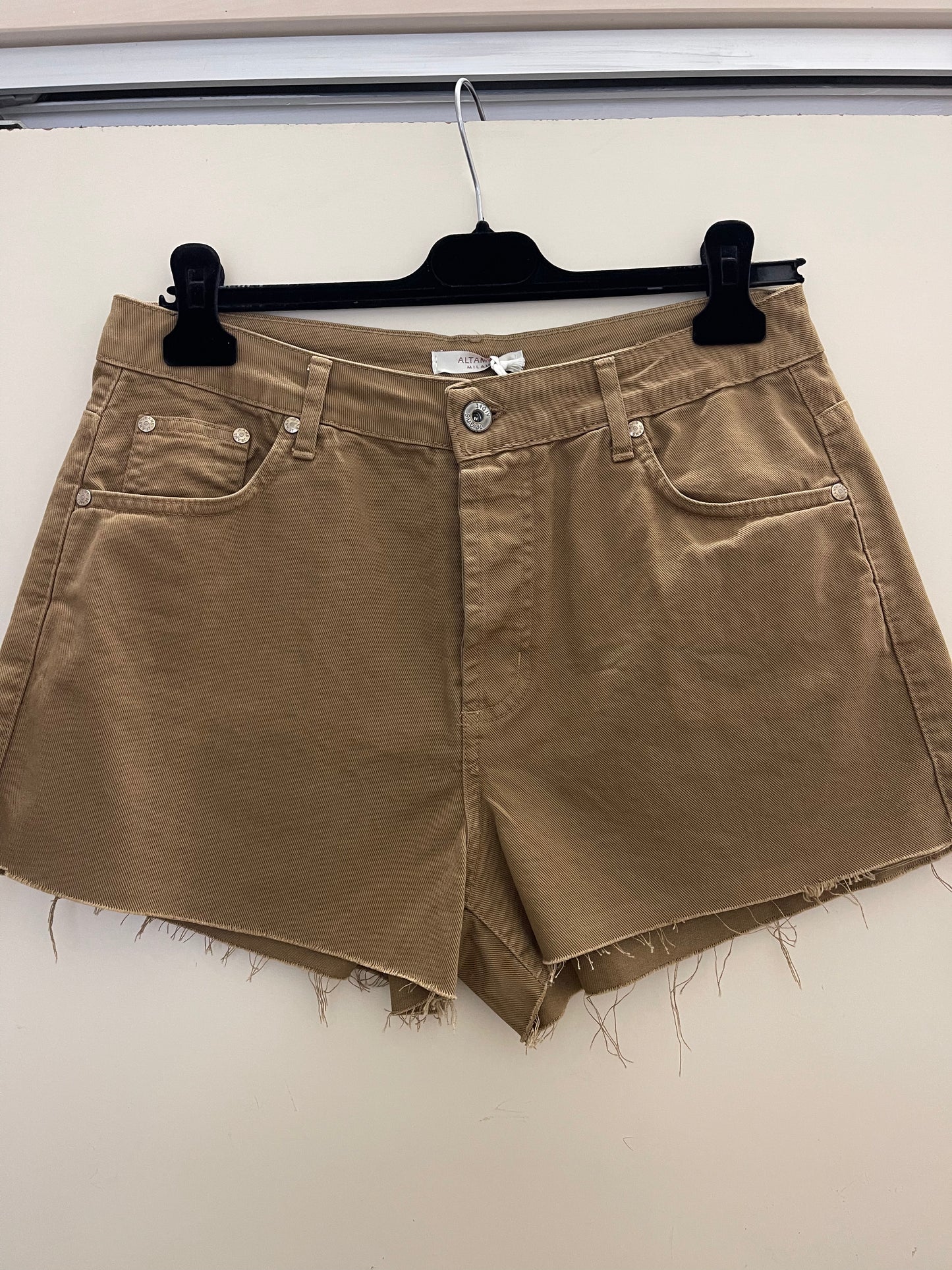 Petra Shorts