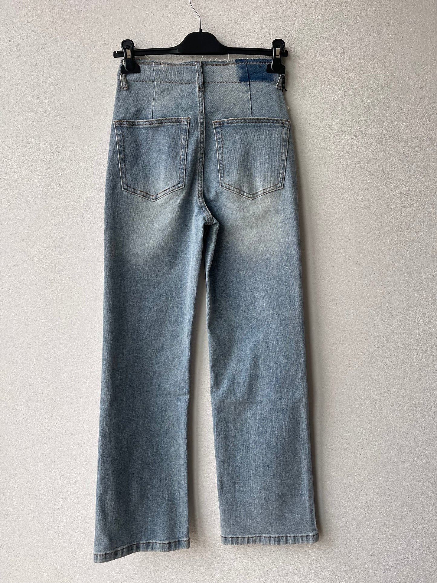 High waisted jeans