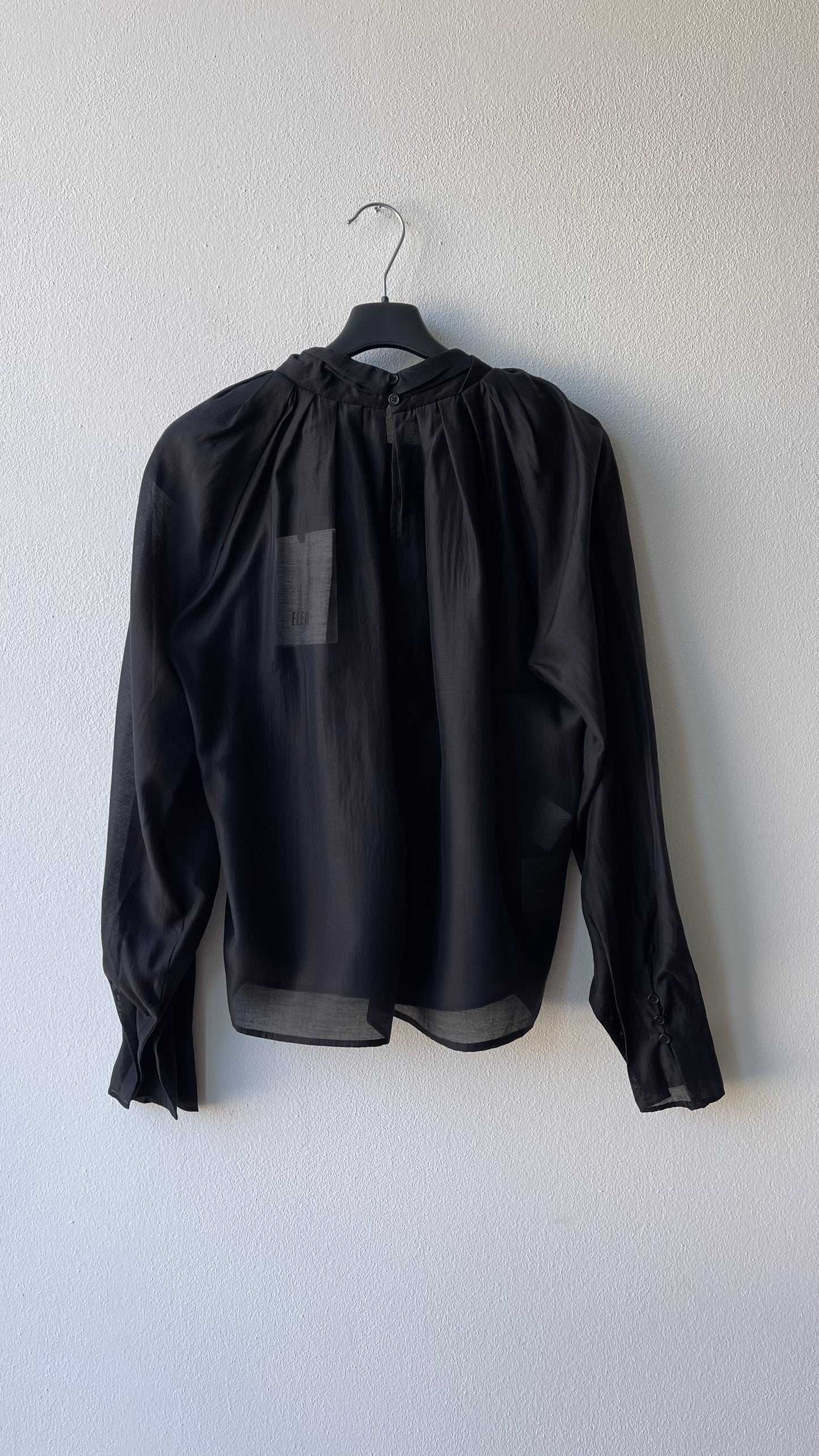 Camicia nera collo lavorato ELEH