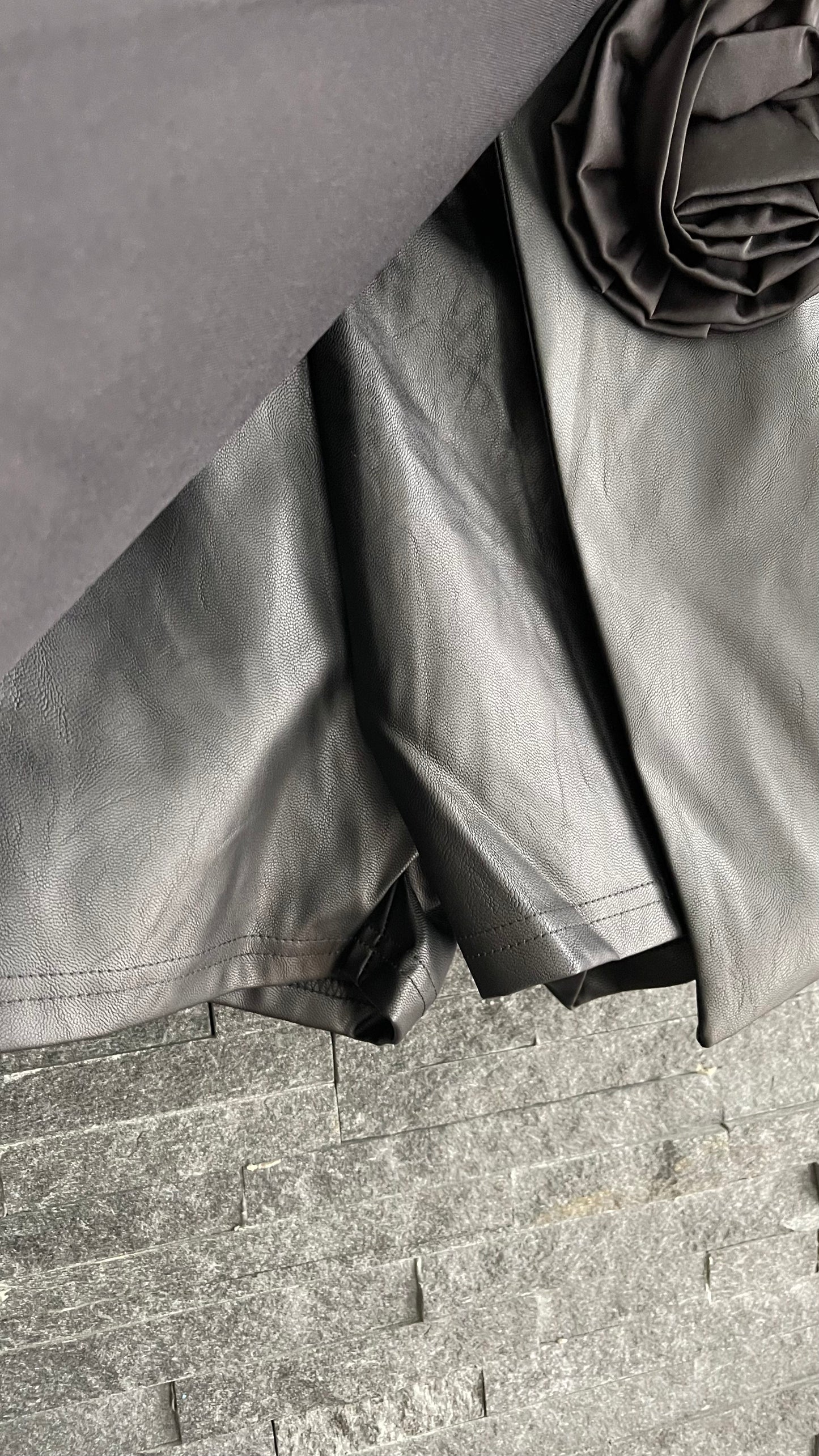 Mini eco leather flower