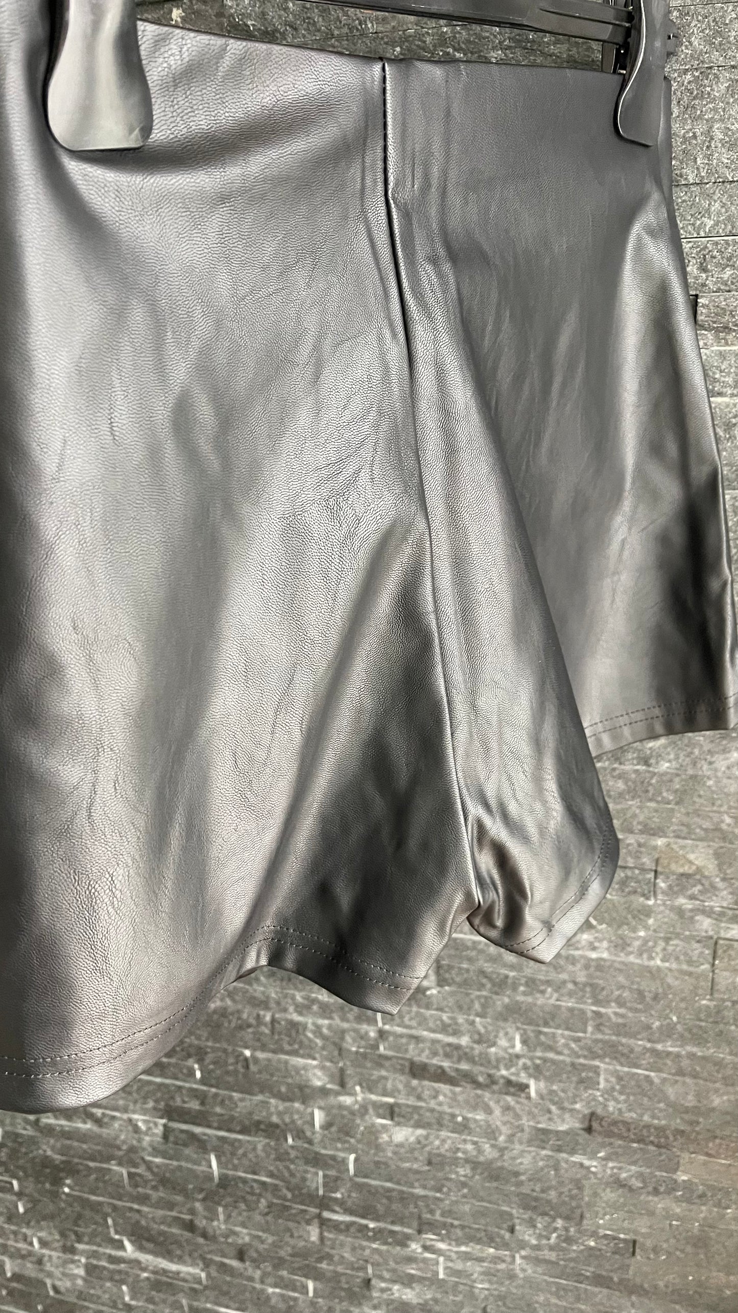 Mini eco leather flower