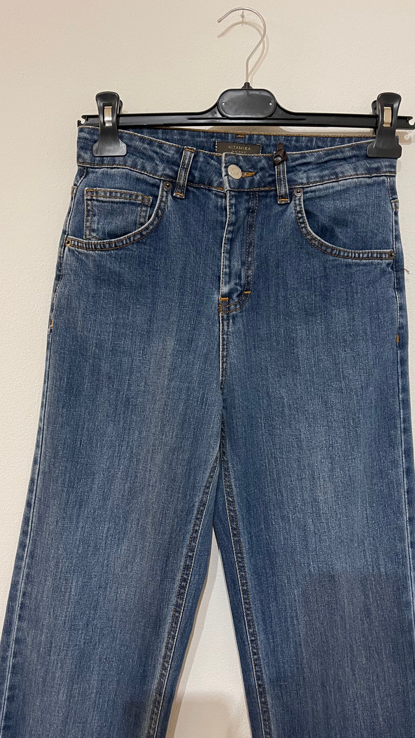 Frayed straight leg jeans