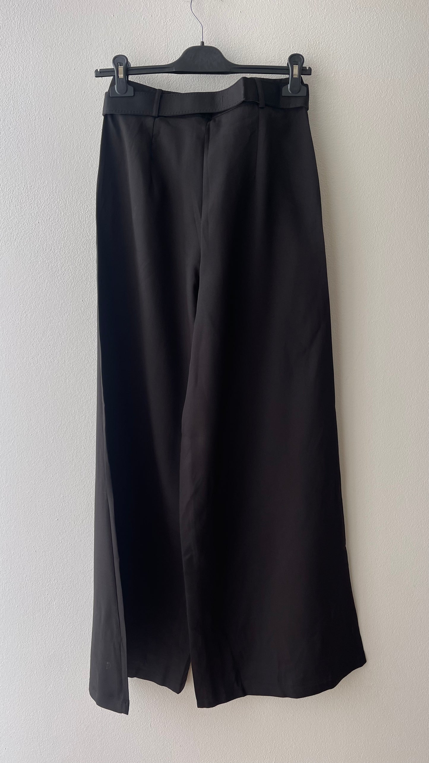 Pantalone palazzo vita alta cintura