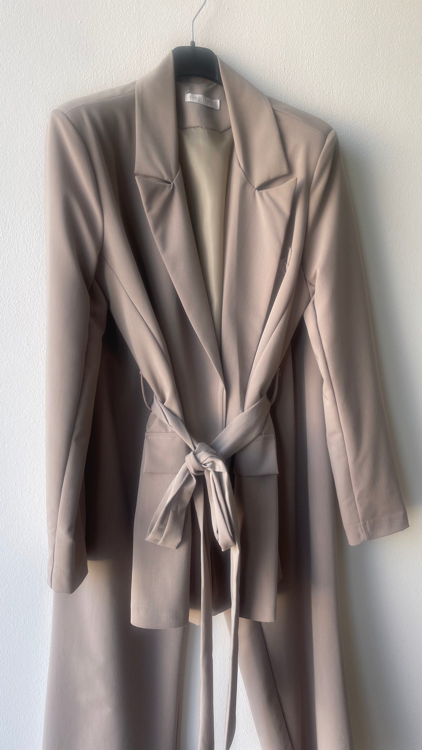 Tailleur tortora