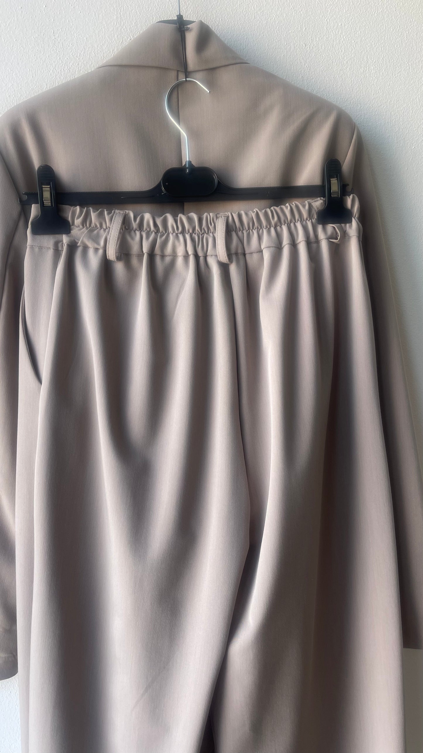 Tailleur tortora