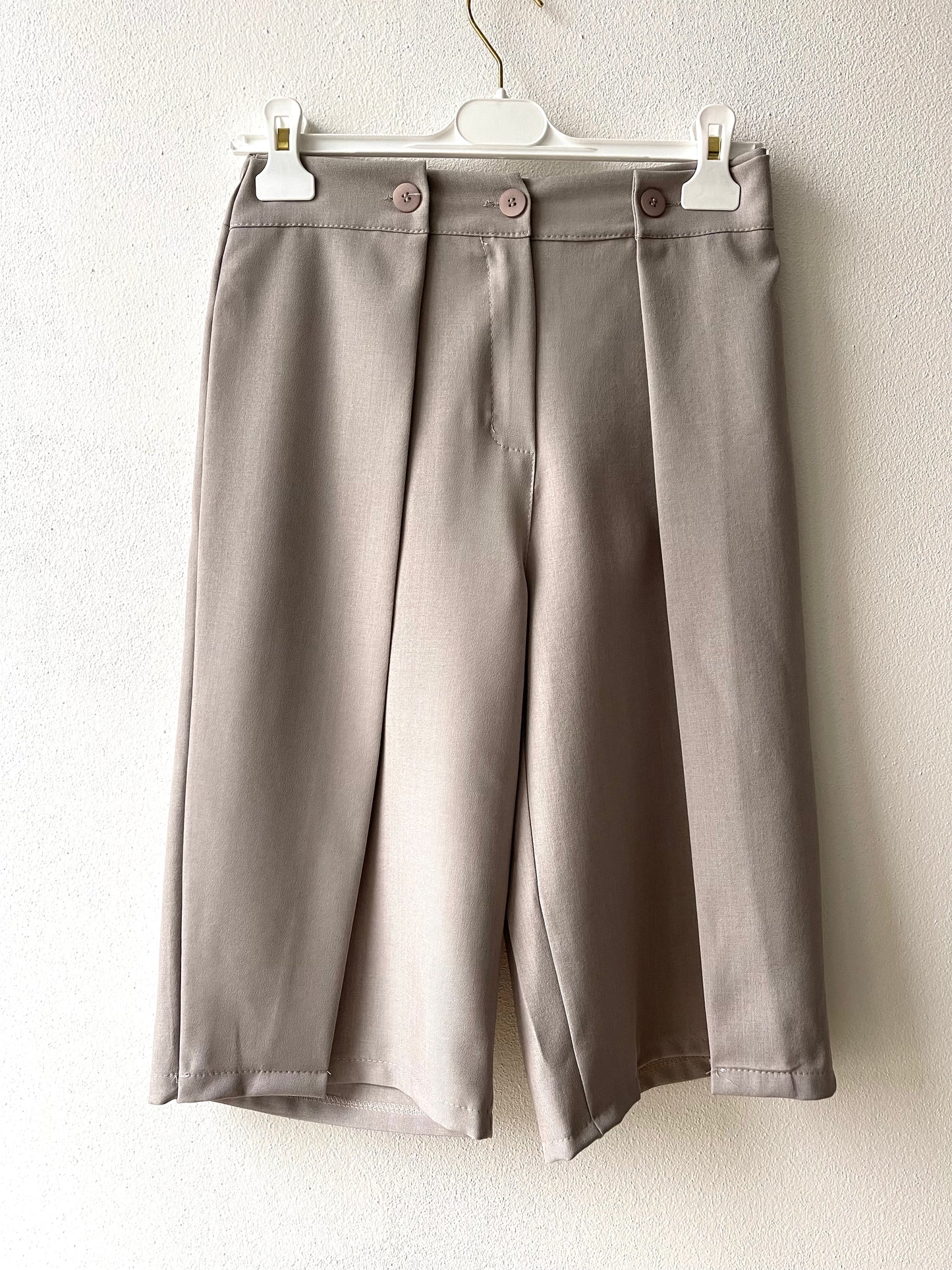 Dove grey Bermuda shorts