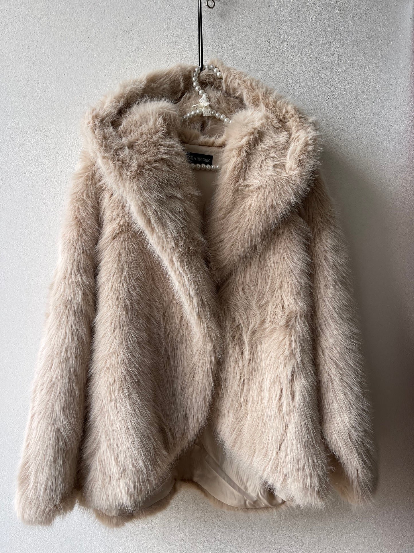 Pelliccia cappuccio eco