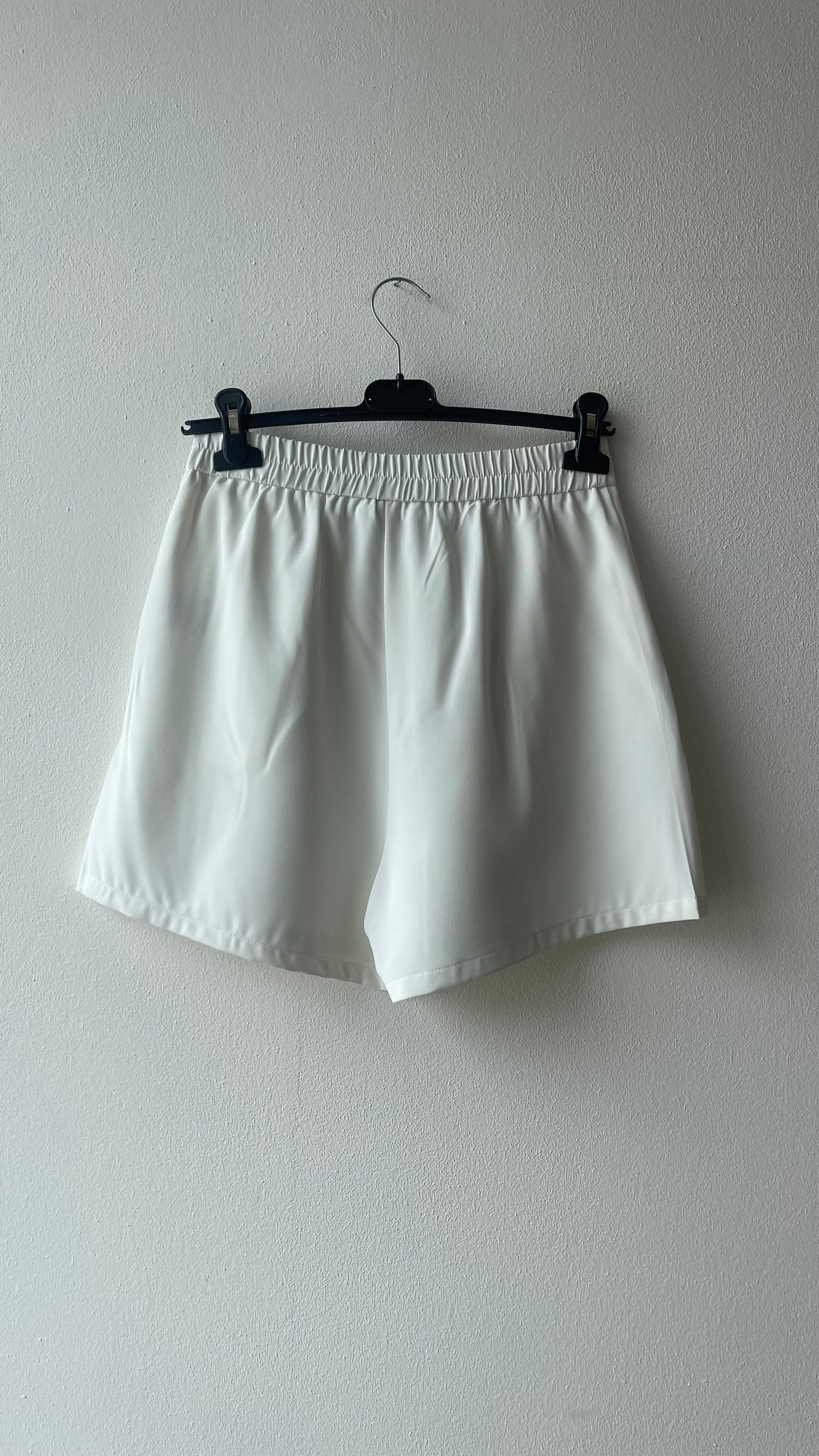 Shorts dettaglio cintura bianco