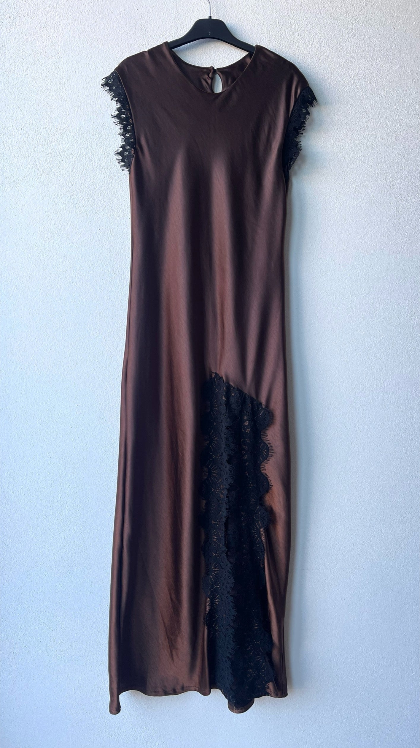 Abito lungo satin pizzo