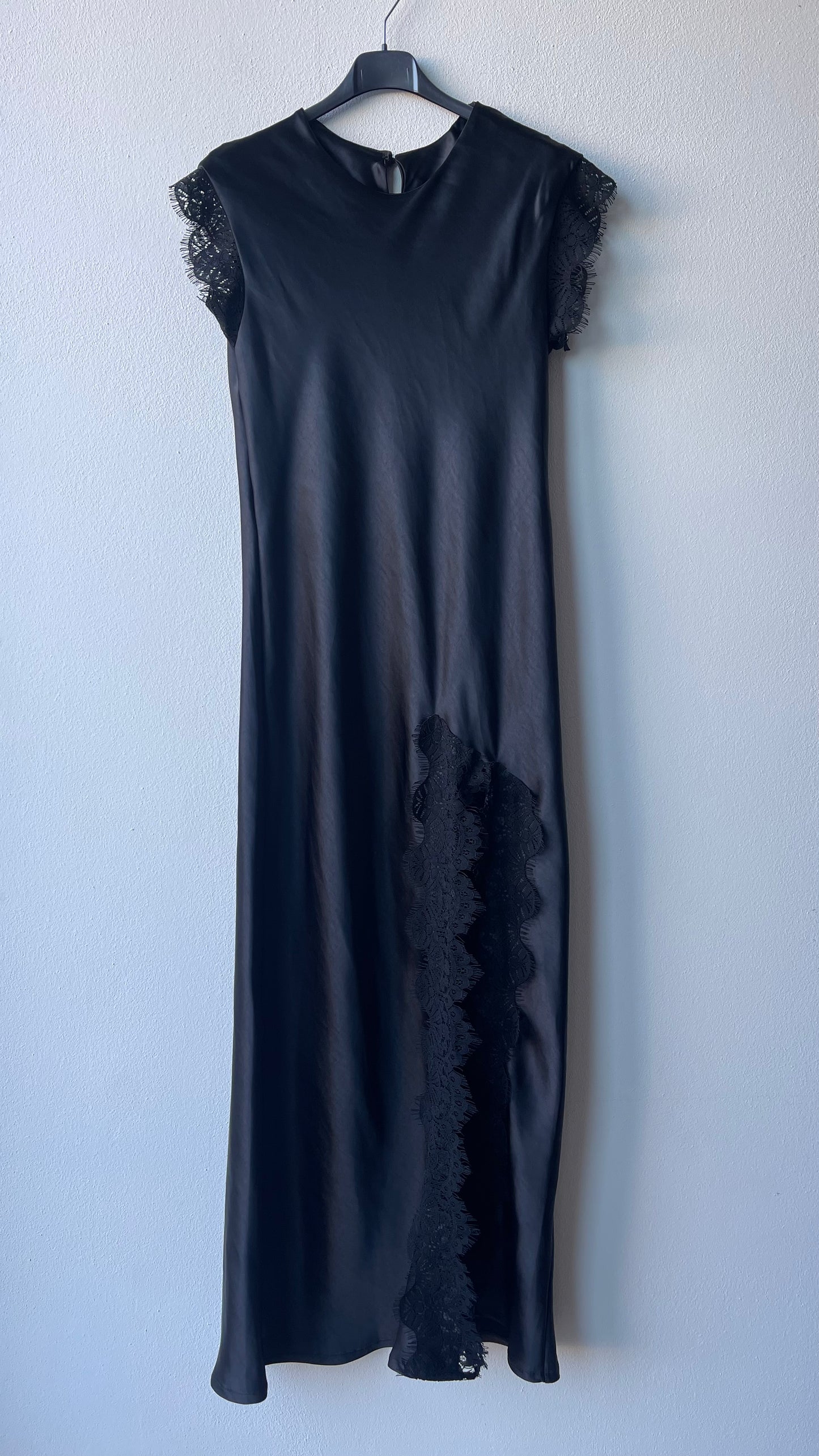 Abito lungo satin pizzo