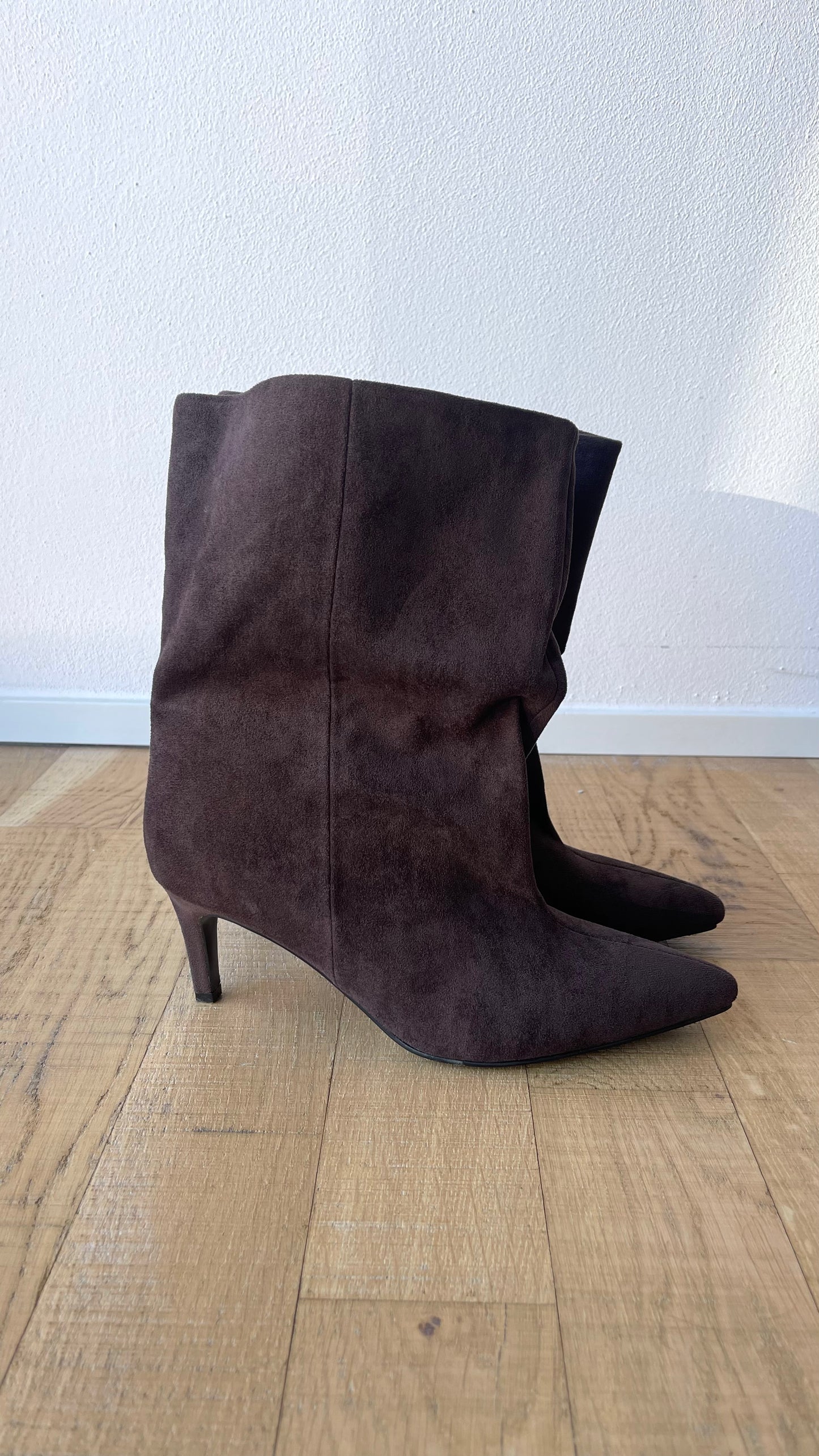 Stivaletto scamosciato marrone