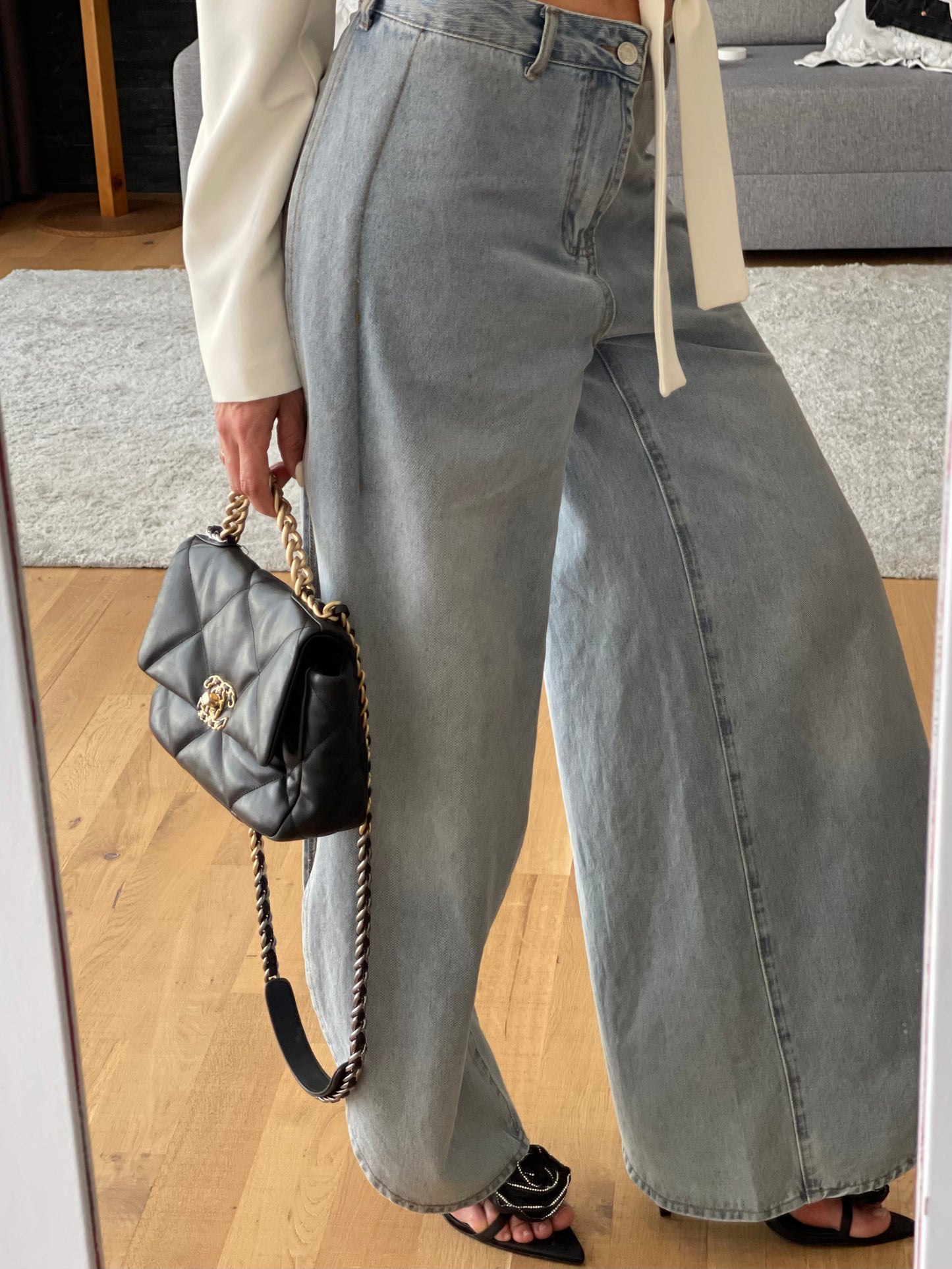 Jeans balloon spacco