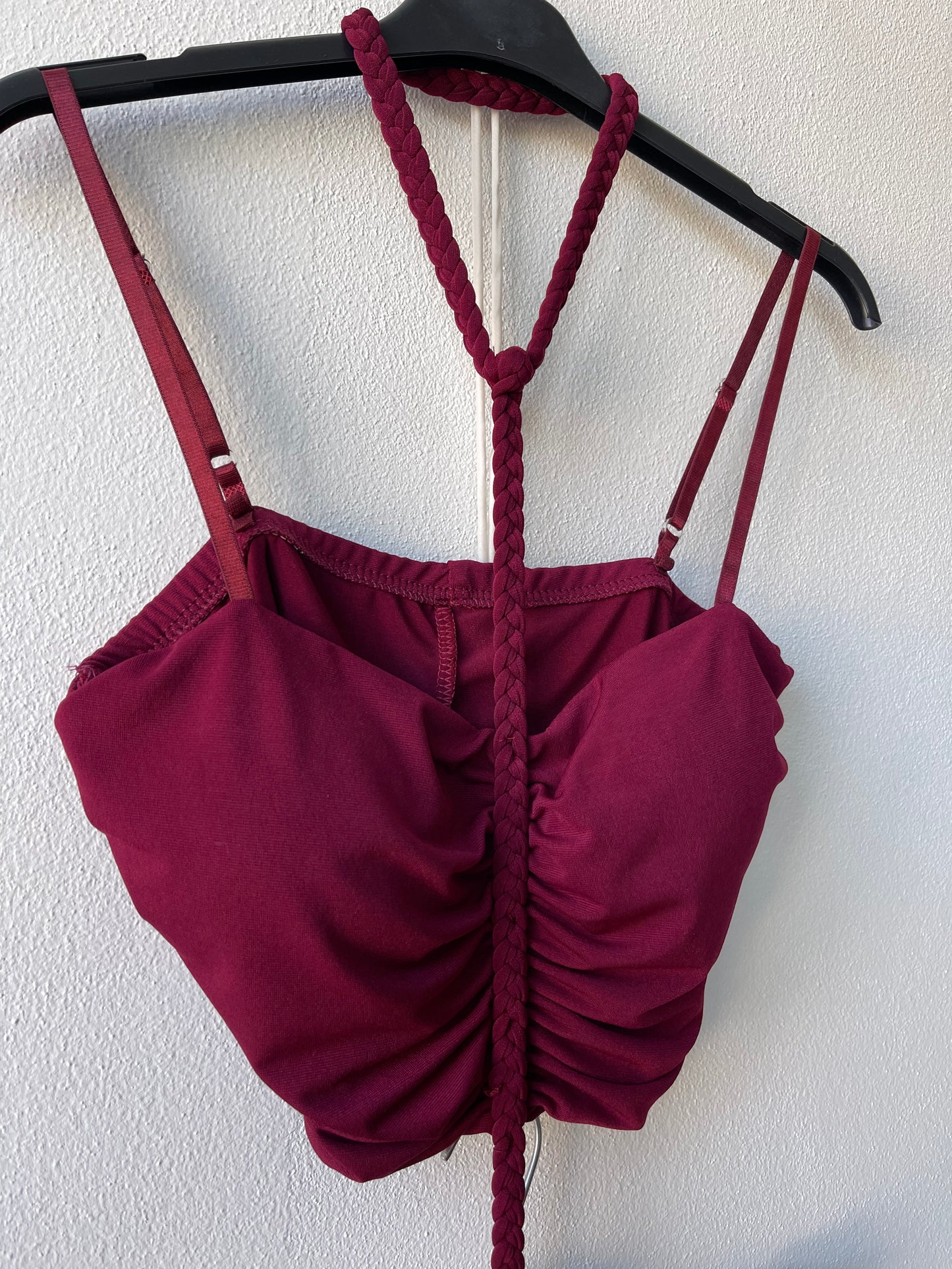 Abito bordeaux treccia