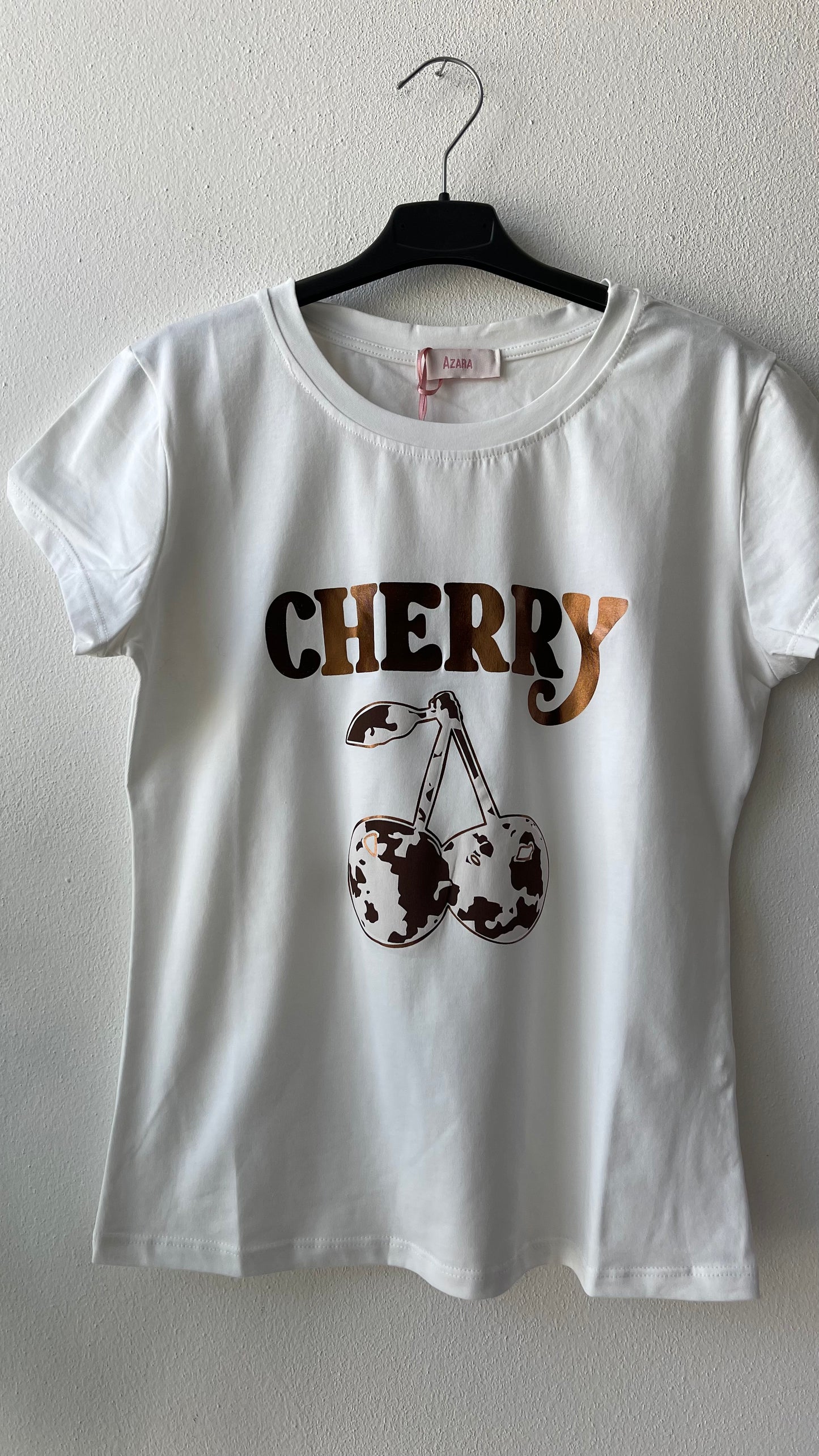 T-shirt cherry