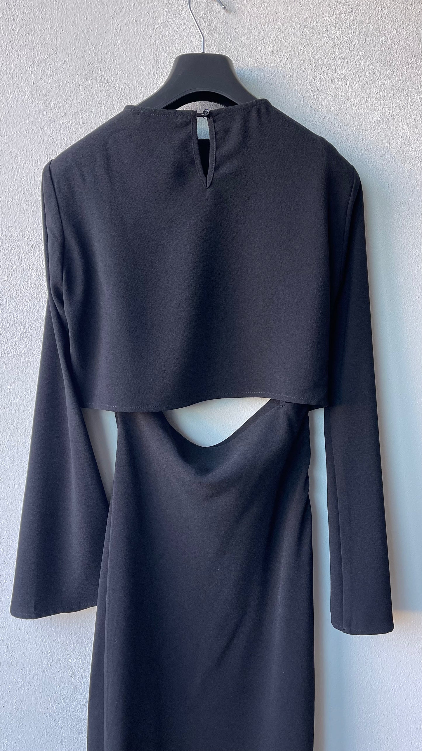 Abito cut in vita ELEH