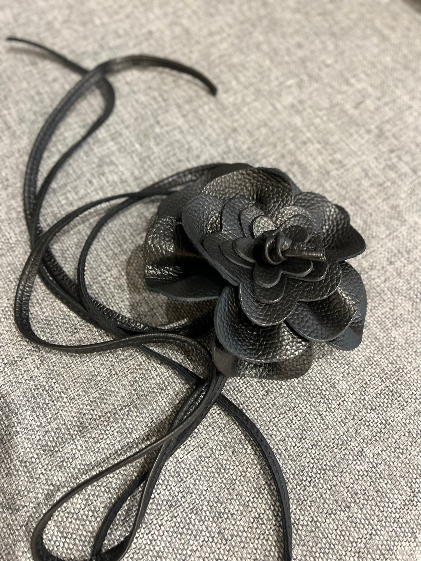 Cintura pelle fiore