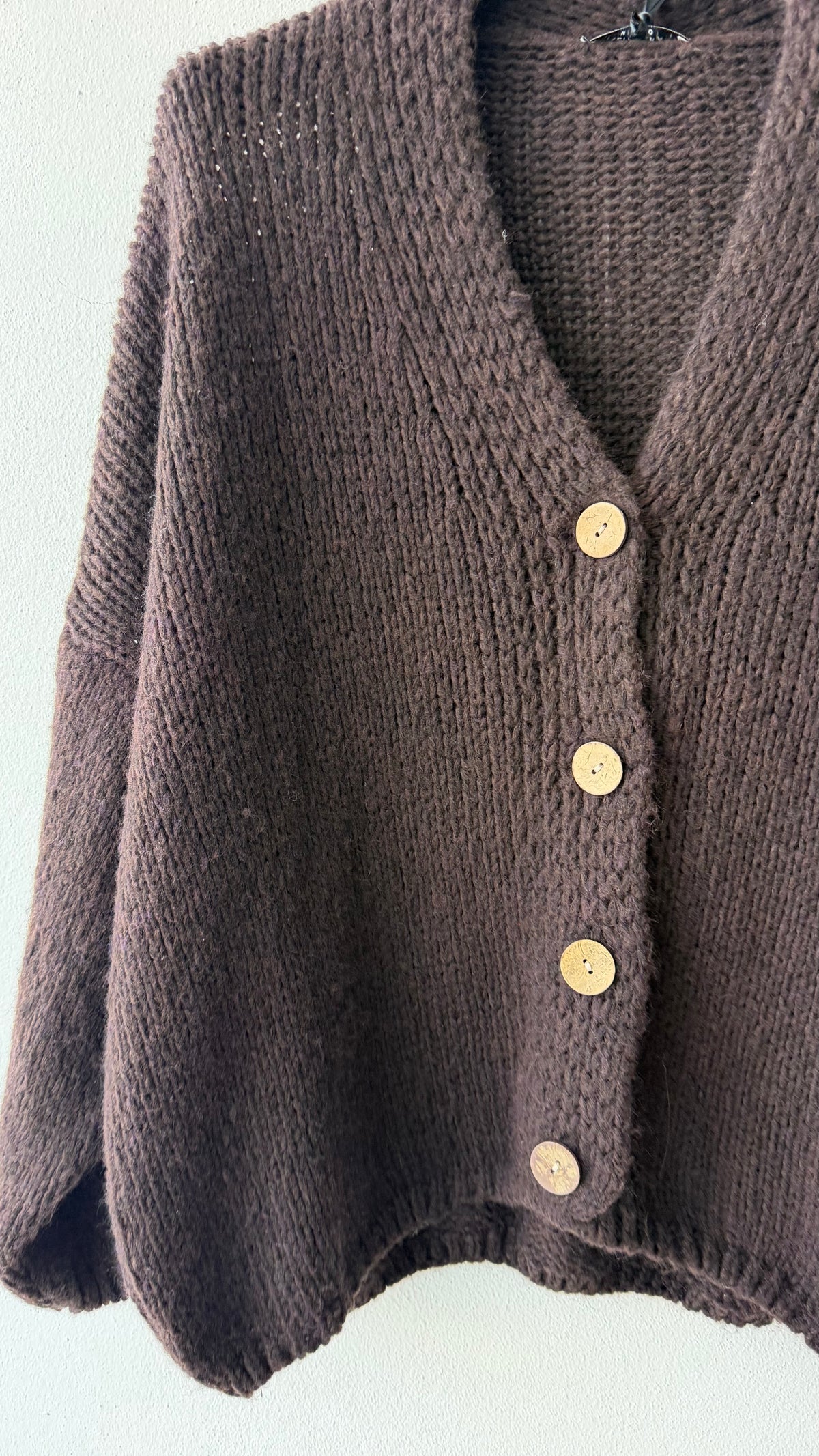 Cardigan bottoni legno