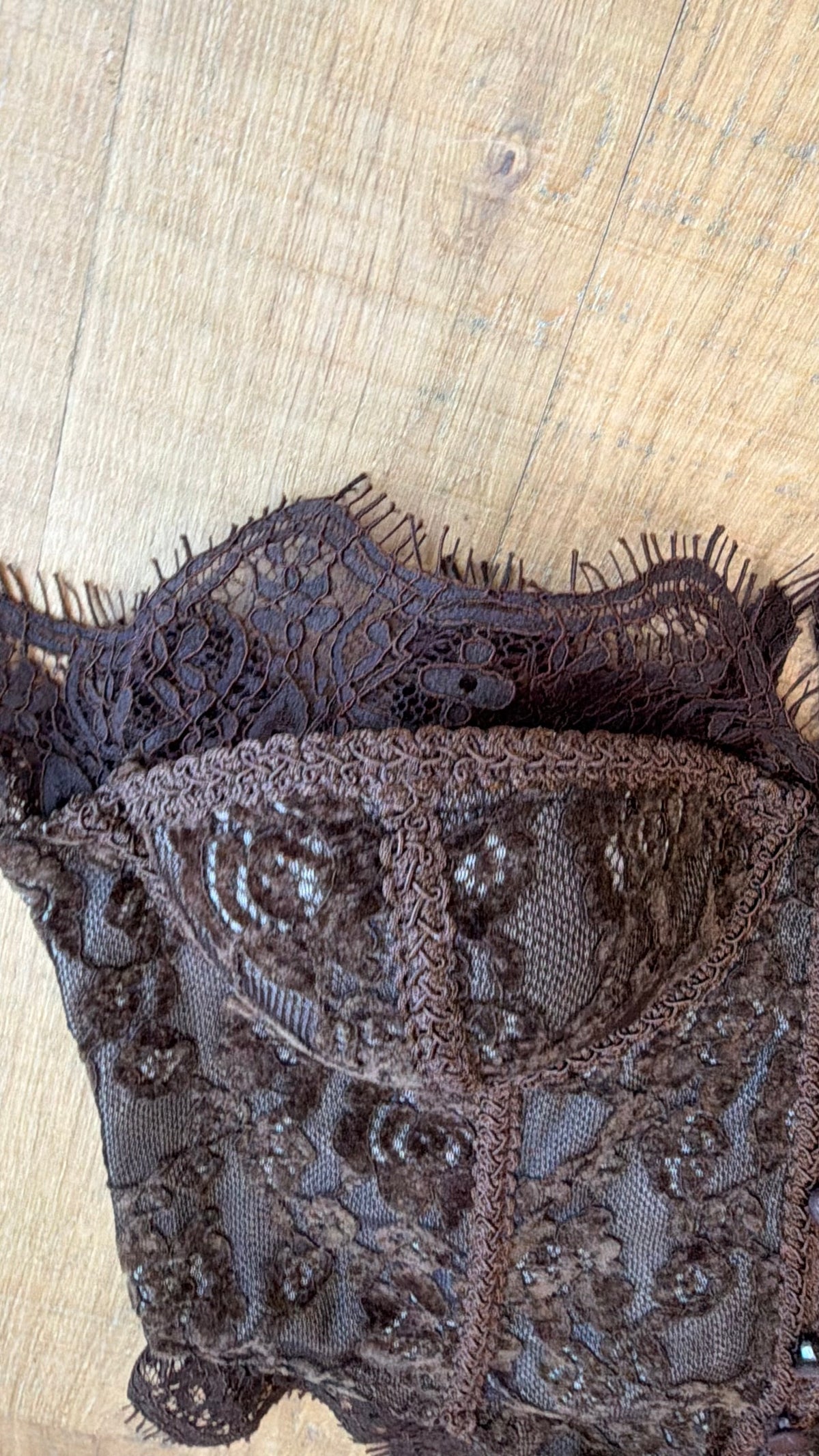 Top velvet brown