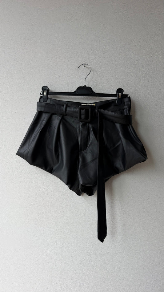 Shorts ecopelle farfalla
