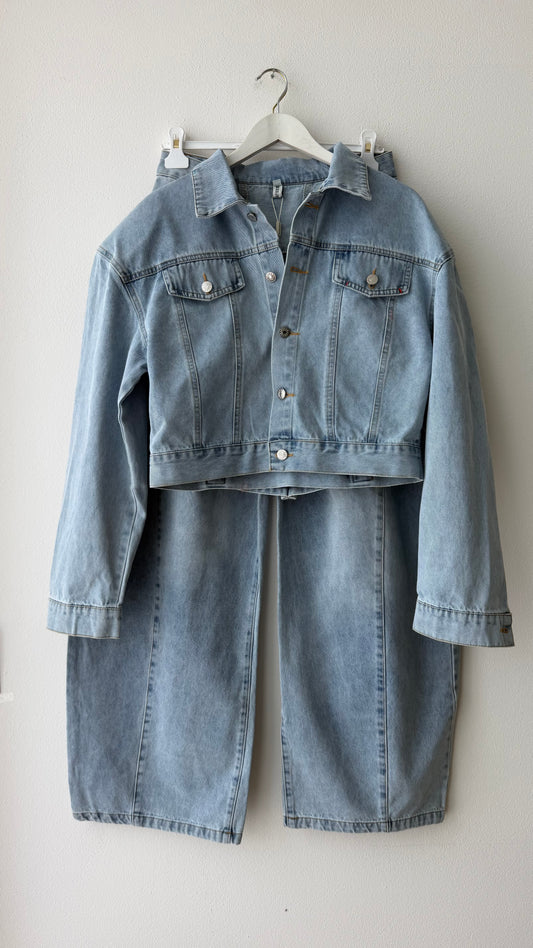 Completo denim chiaro