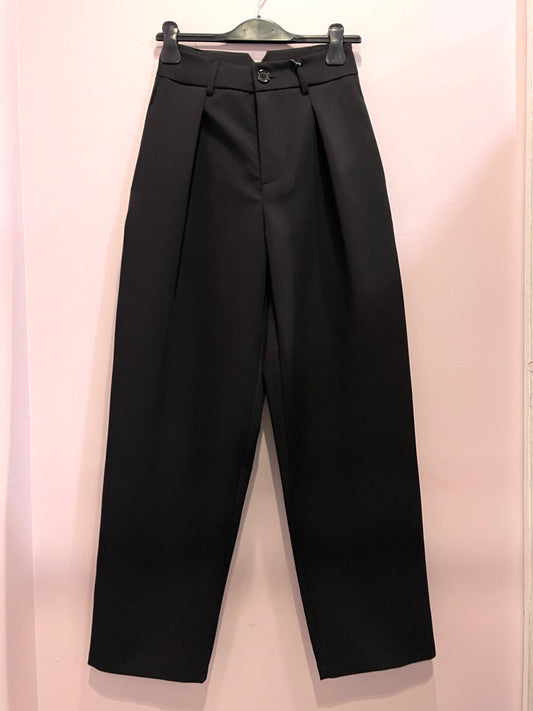 Carrot elegant trousers