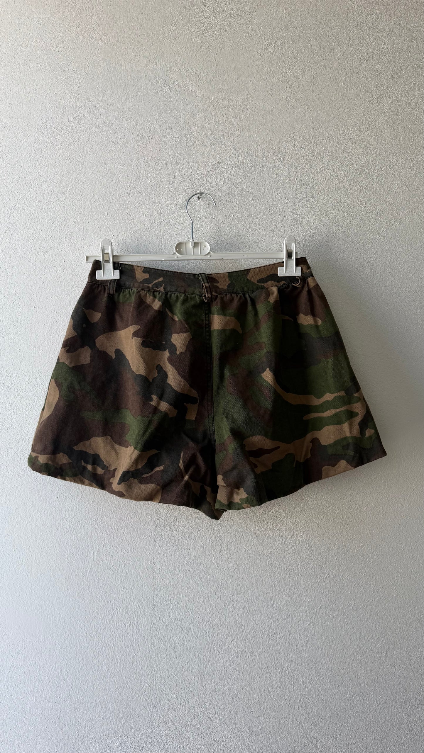 Gonna short militare