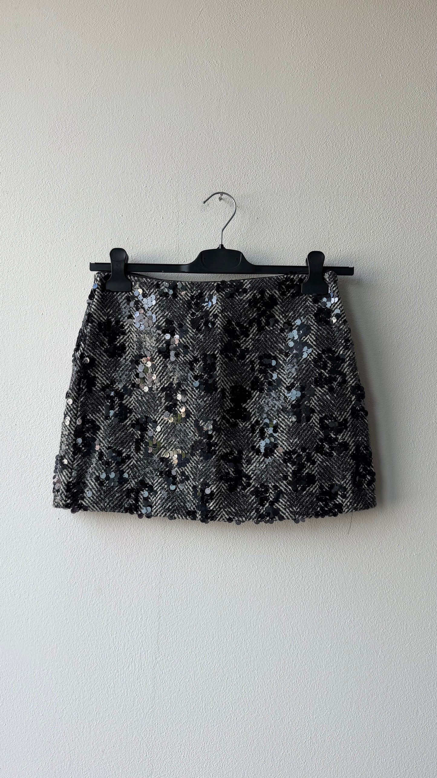 Gonna spigata con paillettes