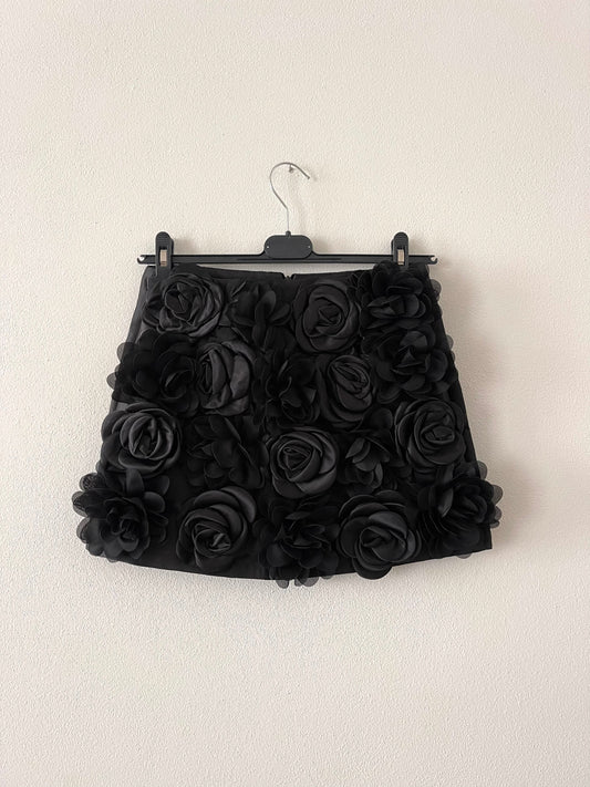 Gonna fiori applicati