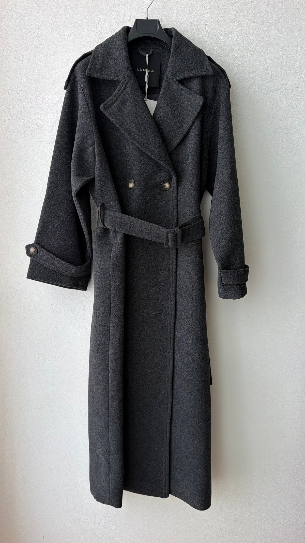 Cappotto lungo modello trench