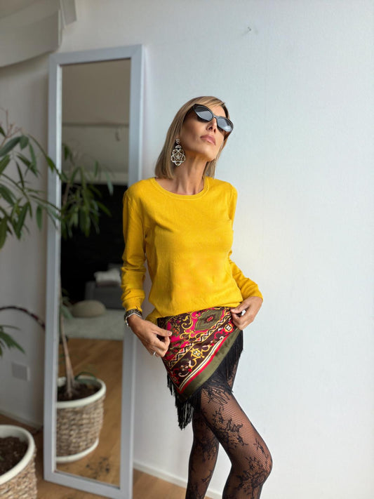Crewneck sweater in figure