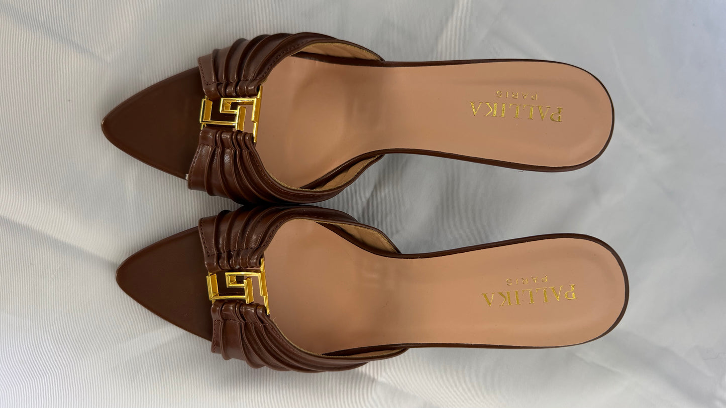 Mules cognac oro