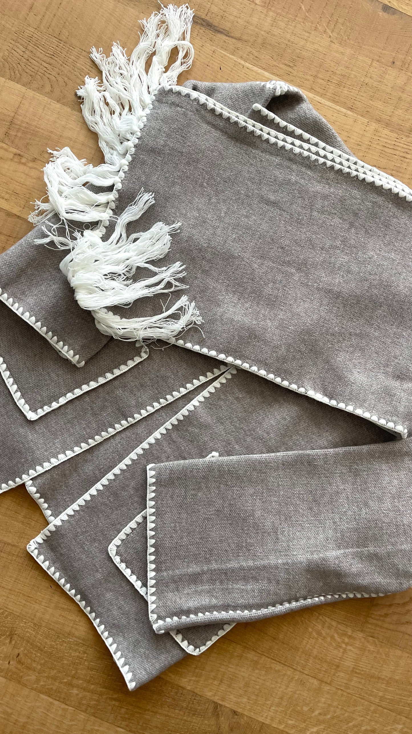 Cardigan sciarpa