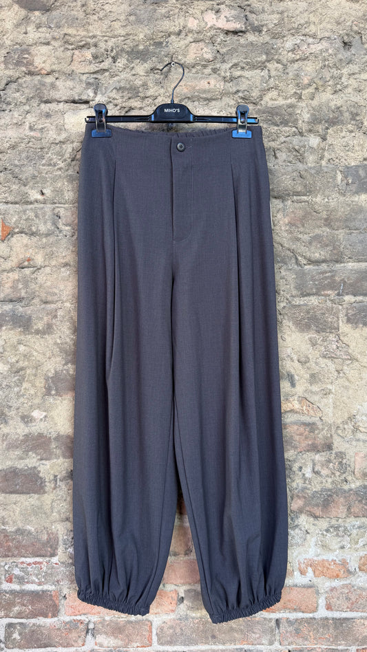 Pantalone tessuto tailleur con dettaglio laterale