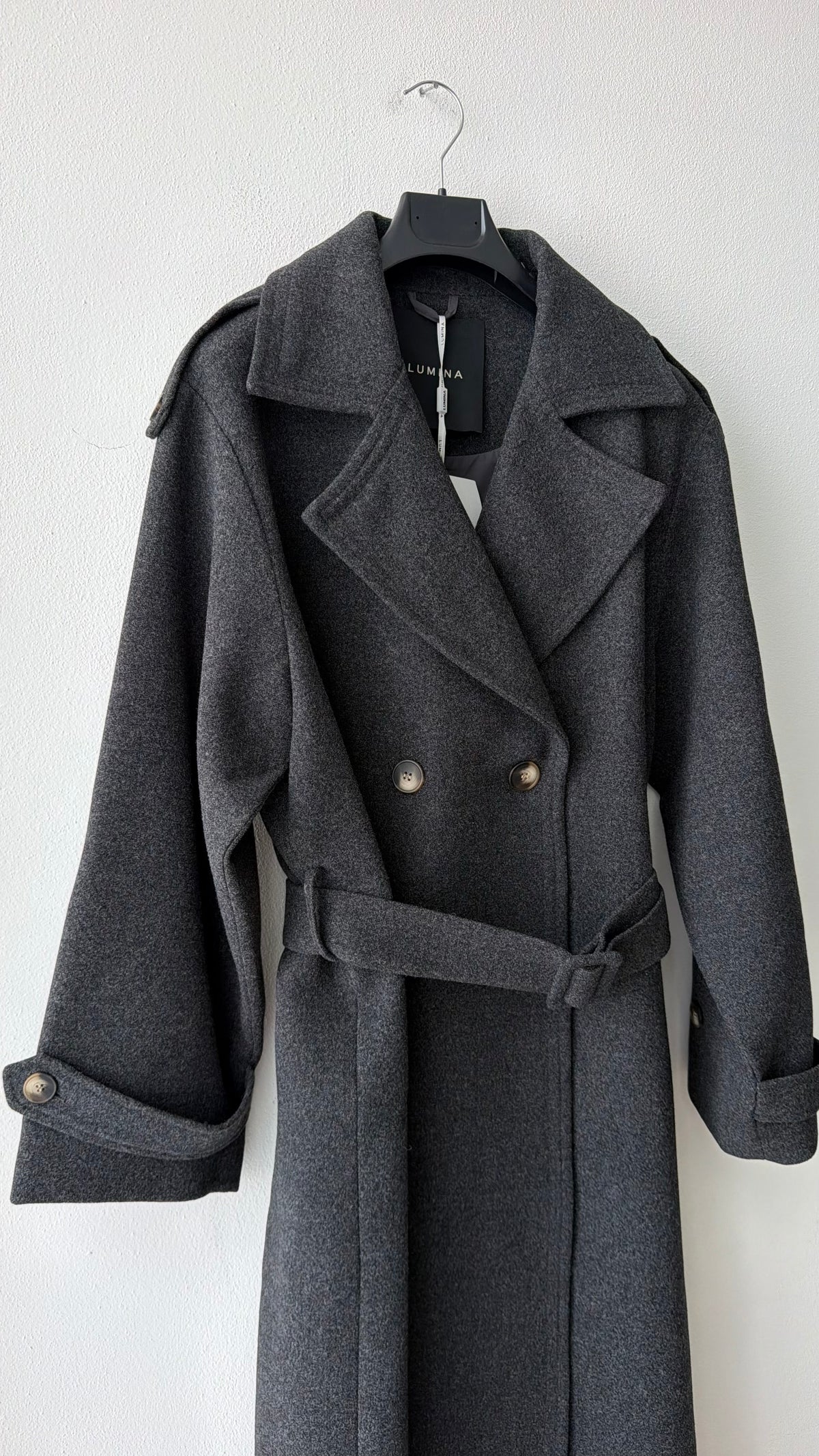 Cappotto lungo modello trench
