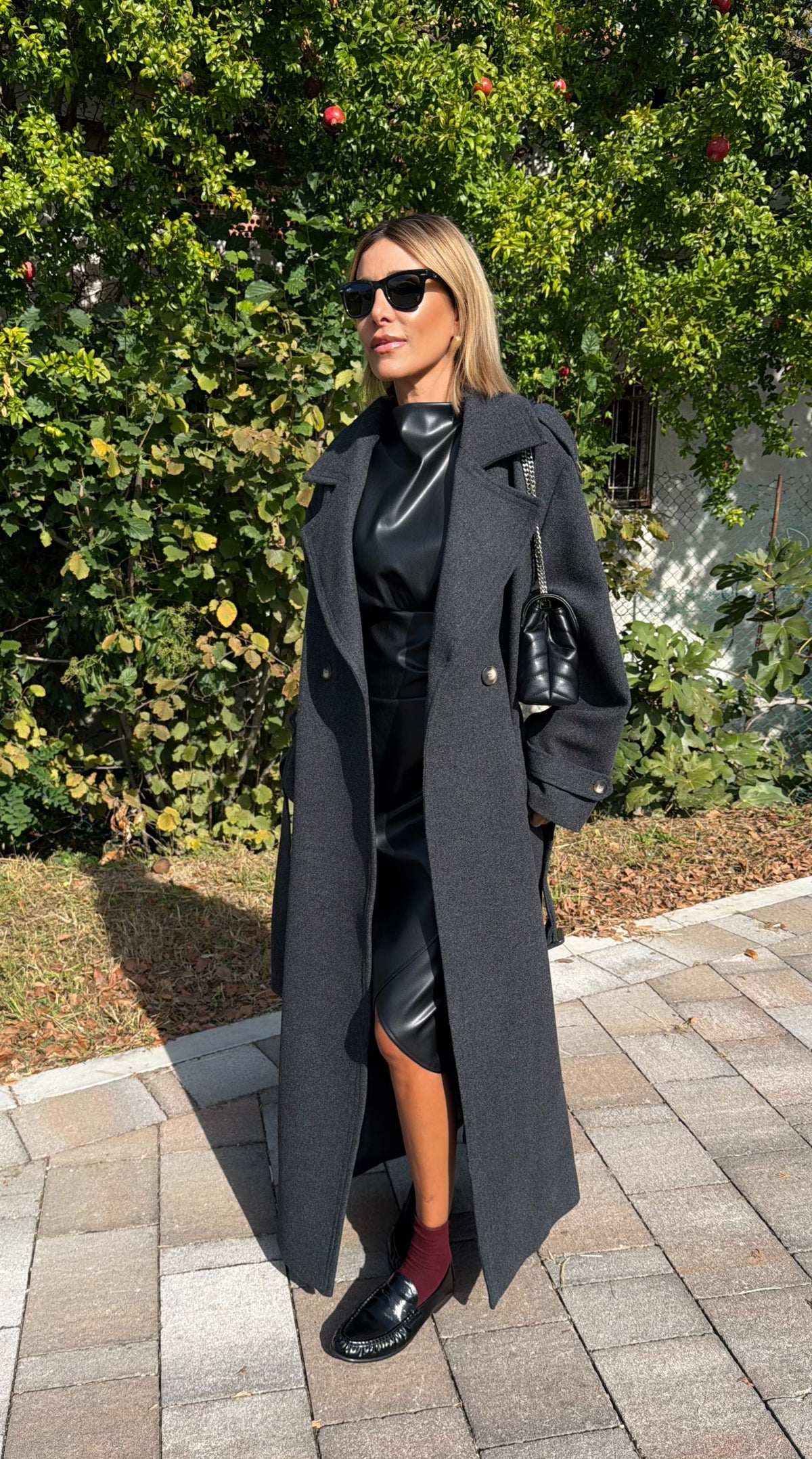 Cappotto lungo modello trench