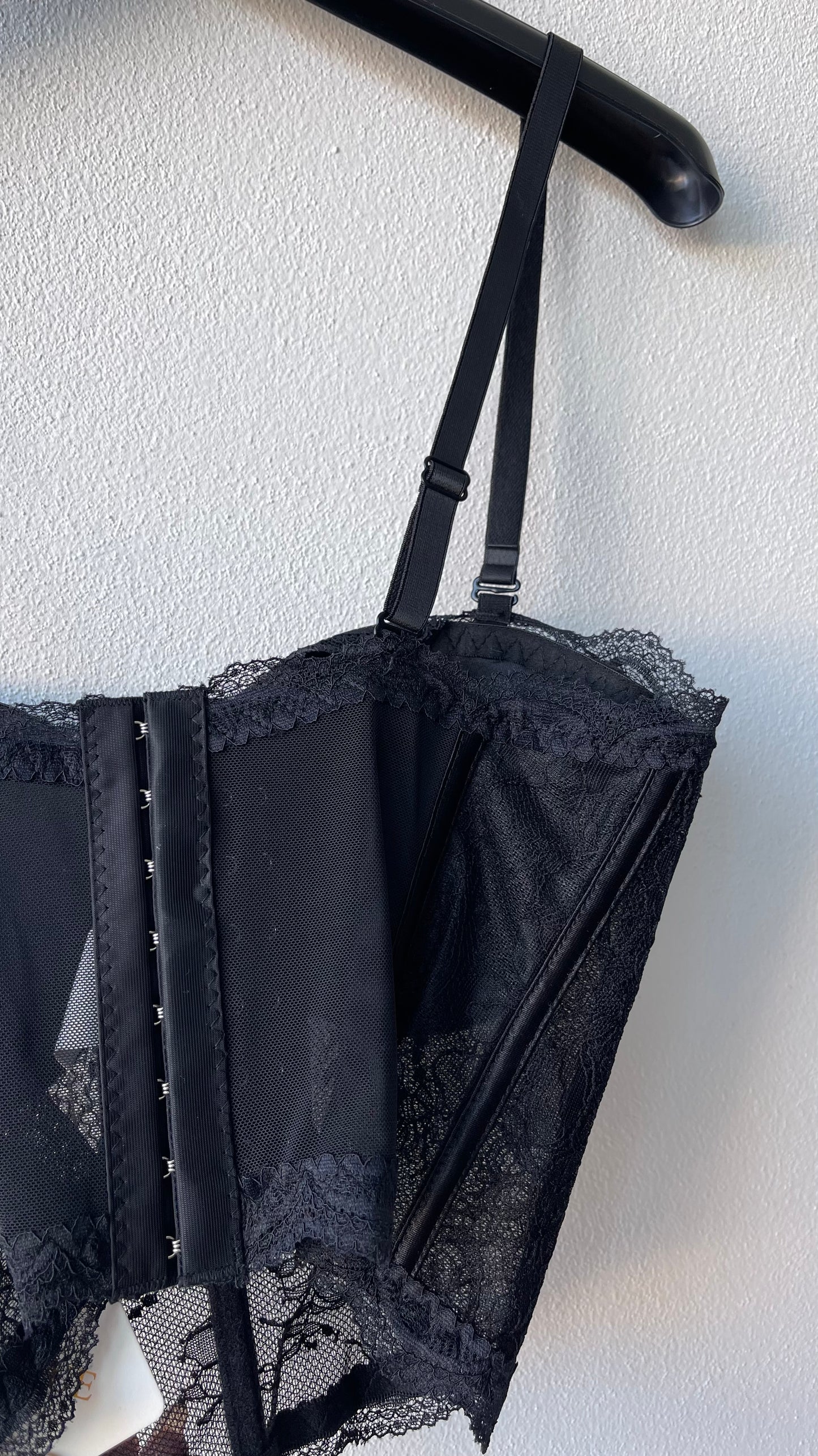 Bustier pizzo nero